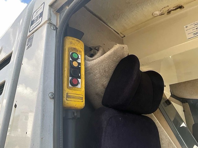 2010 ravo 540cd straatveegmachine - afbeelding 38 van  43