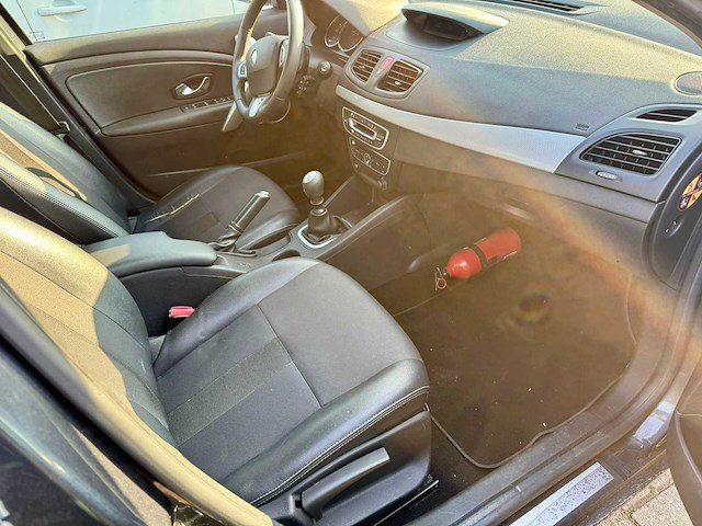 2010 renault fluence personenauto - afbeelding 2 van  17