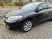 2010 renault fluence personenauto - afbeelding 1 van  17