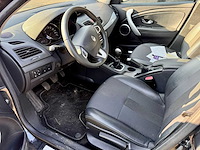 2010 renault fluence personenauto - afbeelding 16 van  17