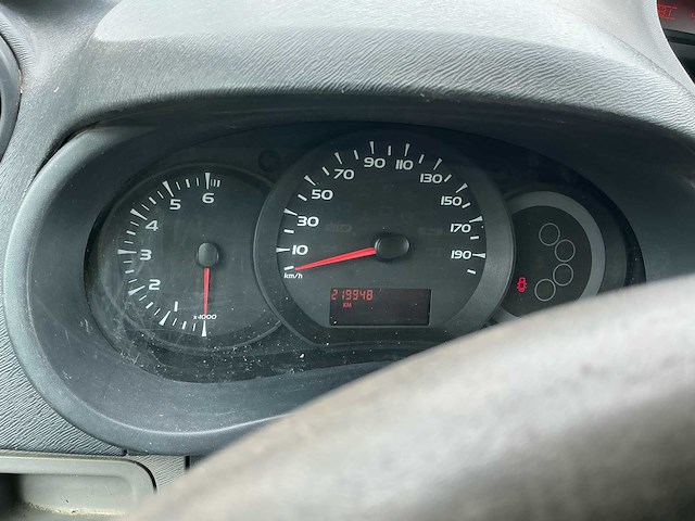 2010 renault kangoo lichte vracht personenauto - afbeelding 14 van  32