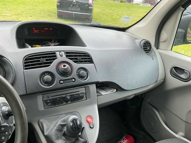 2010 renault kangoo lichte vracht personenauto - afbeelding 15 van  32