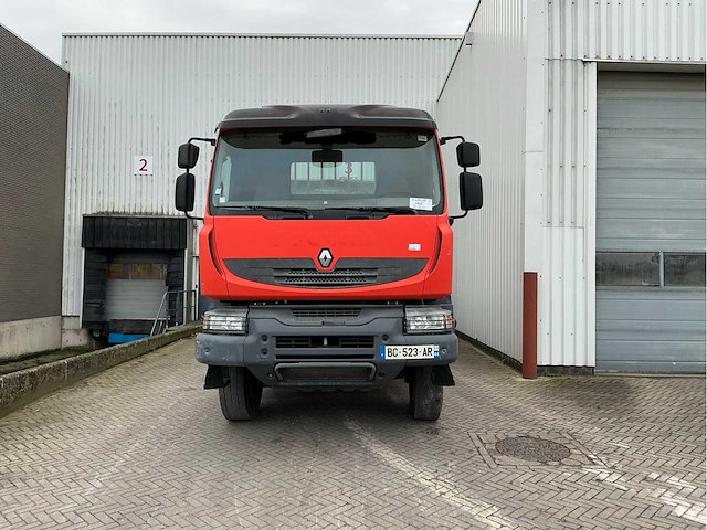 2010 renault kerax 430 vrachtwagen - afbeelding 12 van  24