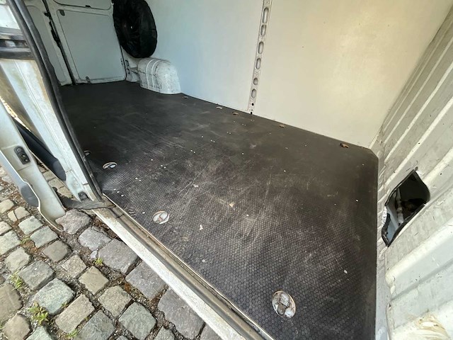 2010 renault master - bedrijfswagen - afbeelding 2 van  19