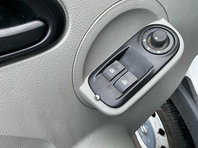 2010 renault master paardenwagen - 2.5 dci 120 pk - 685kg laadvermogen - afbeelding 25 van  54