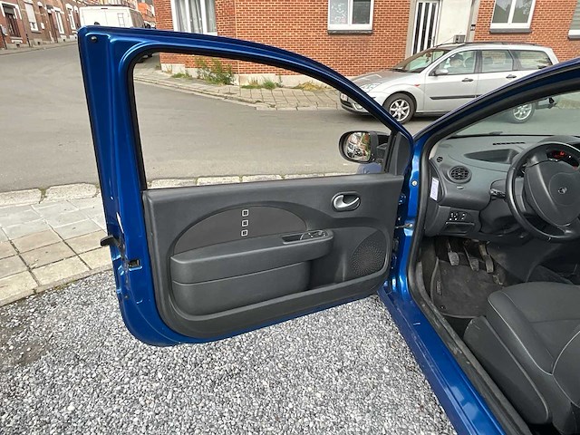 2010 renault twingo auto - afbeelding 5 van  37