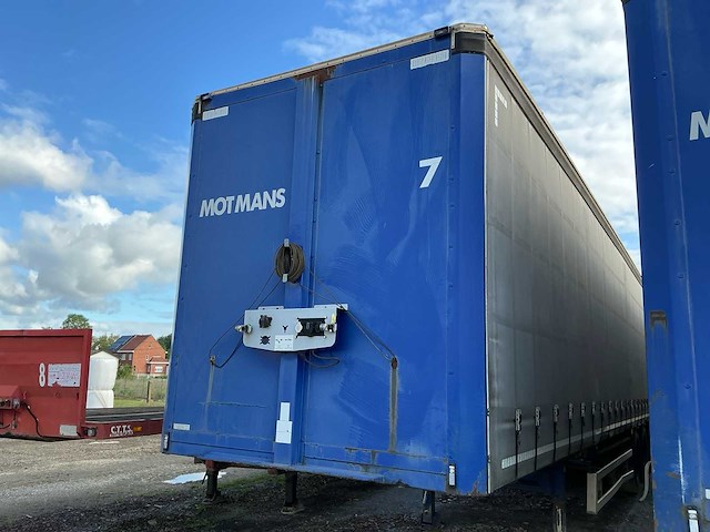 2010 renders oplegger - afbeelding 1 van  8