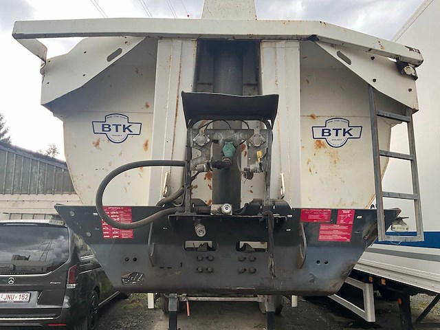 2010 robuste kaiser s3302v37 oplegger - afbeelding 13 van  26