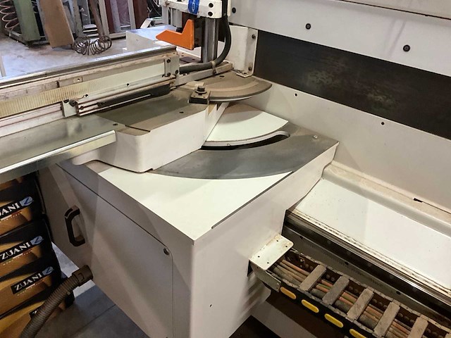 2010 scm windor 20 horizontaal cnc-bewerkingscentrum - afbeelding 11 van  41