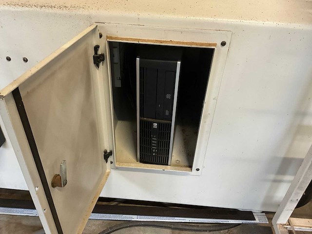 2010 scm windor 20 horizontaal cnc-bewerkingscentrum - afbeelding 19 van  41