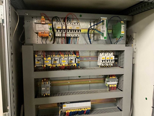 2010 scm windor 20 horizontaal cnc-bewerkingscentrum - afbeelding 32 van  41