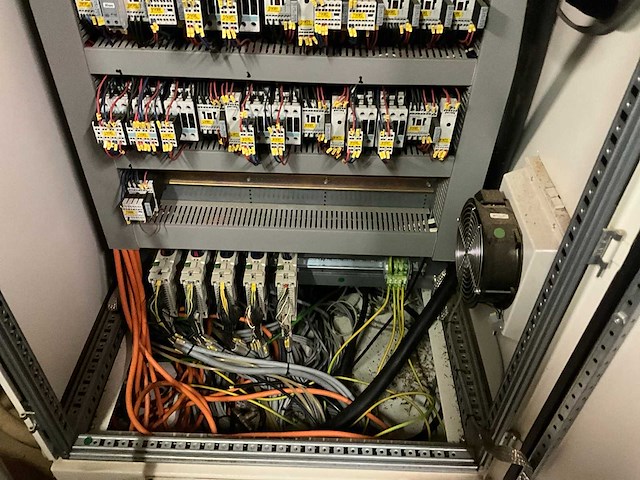 2010 scm windor 20 horizontaal cnc-bewerkingscentrum - afbeelding 38 van  41