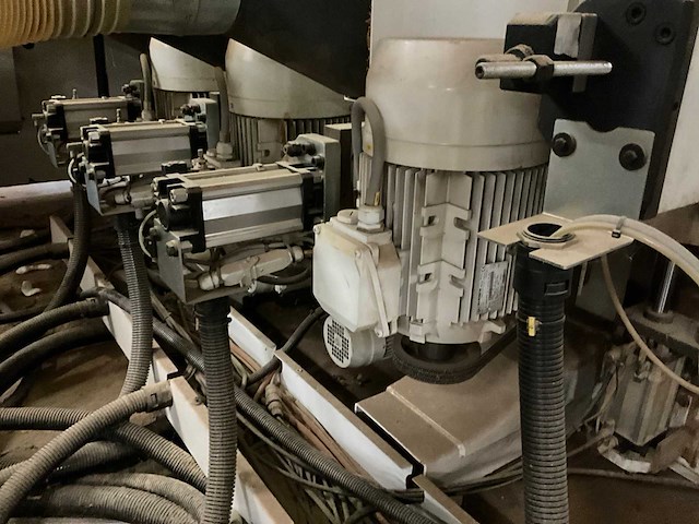 2010 scm windor 20 horizontaal cnc-bewerkingscentrum - afbeelding 34 van  35