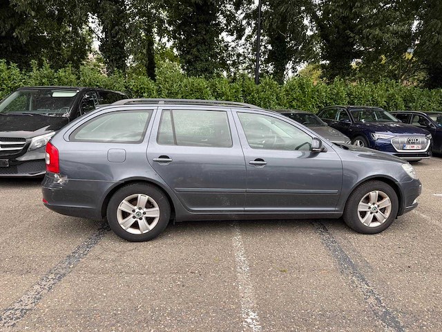 2010 skoda octavia combi 1z - stationwagen - afbeelding 1 van  28