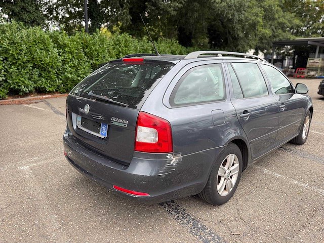2010 skoda octavia combi 1z - stationwagen - afbeelding 12 van  28