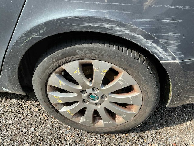 2010 skoda superb schade - personenauto - afbeelding 3 van  10