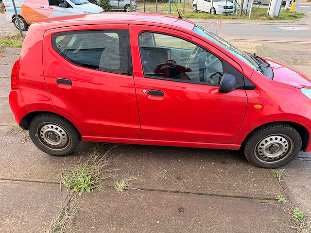 2010 suzuki alto personenauto - afbeelding 10 van  17