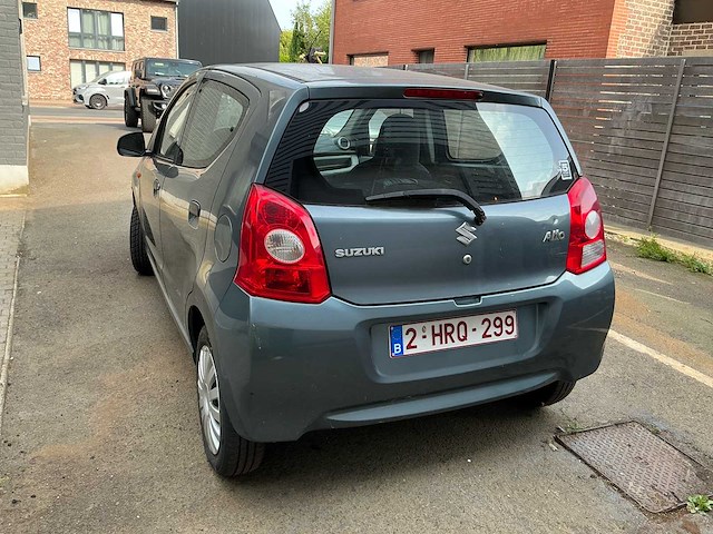 2010 suzuki alto - afbeelding 8 van  13