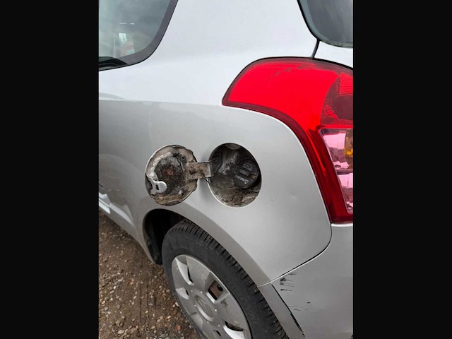 2010 suzuki swift auto - afbeelding 7 van  26
