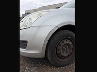 2010 suzuki swift auto - afbeelding 13 van  26
