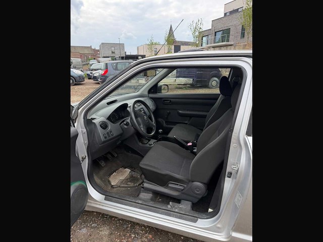 2010 suzuki swift auto - afbeelding 20 van  26