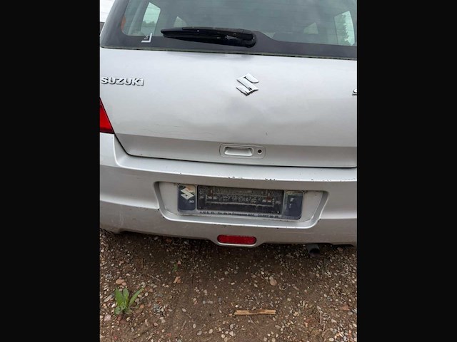 2010 suzuki swift auto - afbeelding 21 van  26