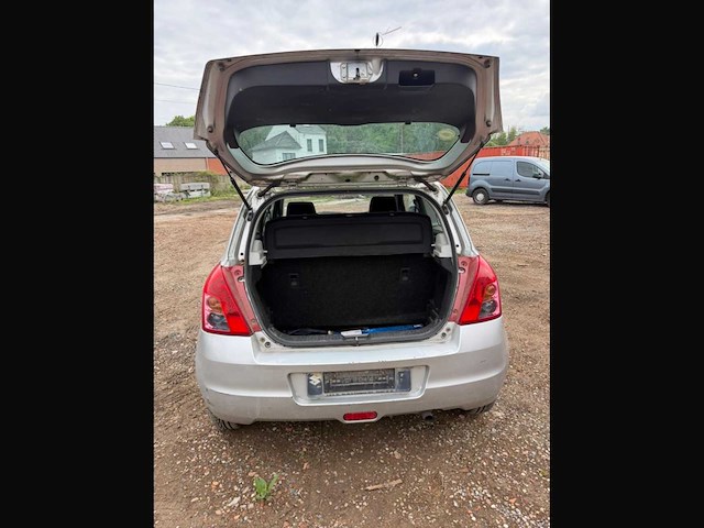 2010 suzuki swift auto - afbeelding 22 van  26
