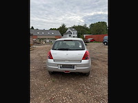 2010 suzuki swift auto - afbeelding 26 van  26