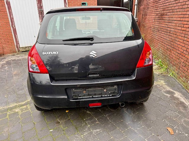 2010 suzuki swift personenauto - afbeelding 15 van  19