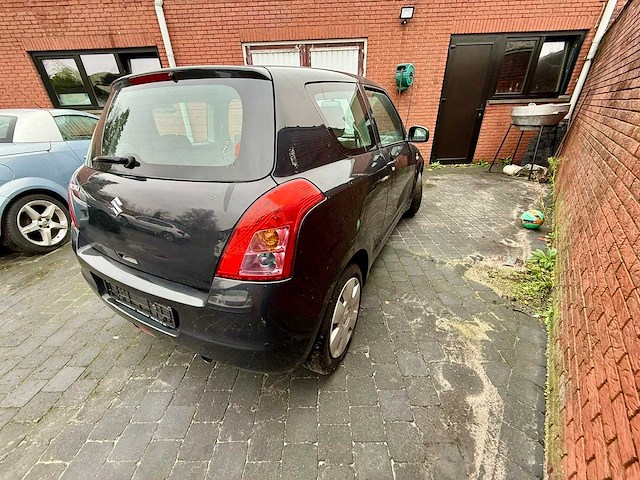 2010 suzuki swift personenauto - afbeelding 12 van  19