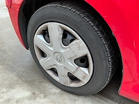 2010 toyota aygo personenauto - afbeelding 3 van  5