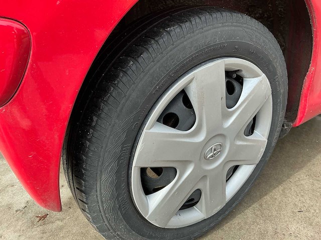 2010 toyota aygo personenauto - afbeelding 10 van  25