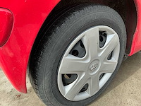 2010 toyota aygo personenauto - afbeelding 10 van  25