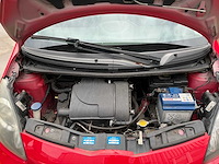 2010 toyota aygo personenauto - afbeelding 12 van  25