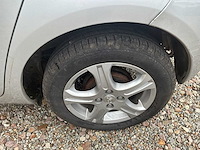 2010 toyota yaris auto - afbeelding 9 van  25