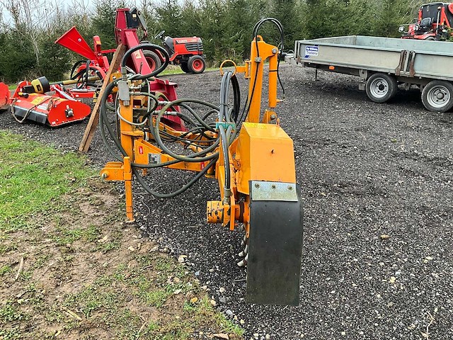 2010 vandaele okb borstelmachine - afbeelding 3 van  25