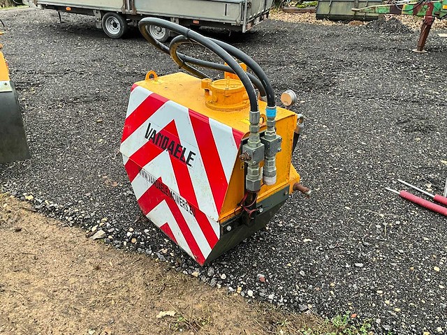 2010 vandaele okb borstelmachine - afbeelding 8 van  25