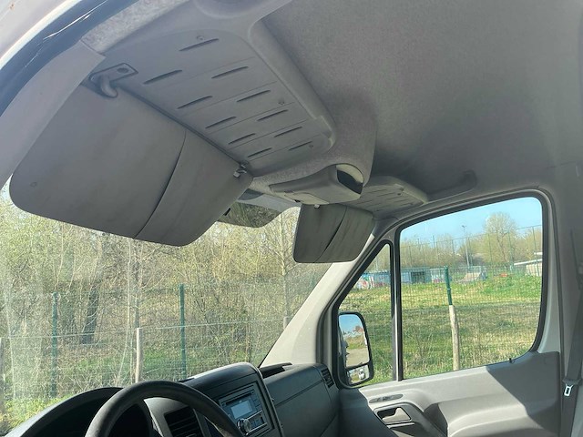 2010 volkswagen crafter 2.5 tdi maxi - afbeelding 8 van  23