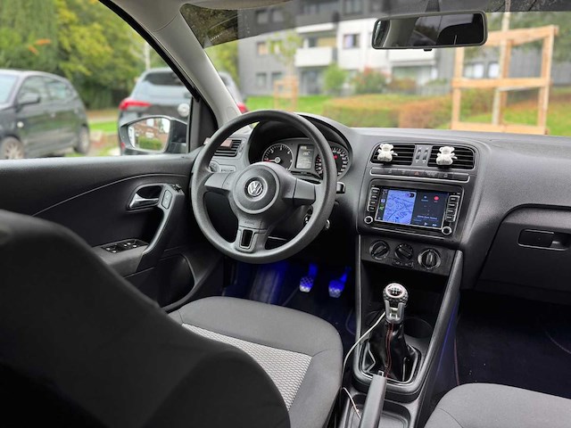 2010 volkswagen polo dieselauto – 2010 – 118.000 km – euro 5 - afbeelding 4 van  8
