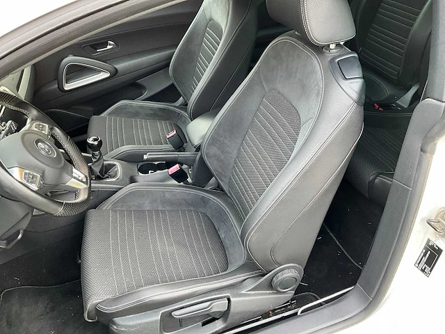 2010 volkswagen scirocco - 58000km - afbeelding 23 van  50