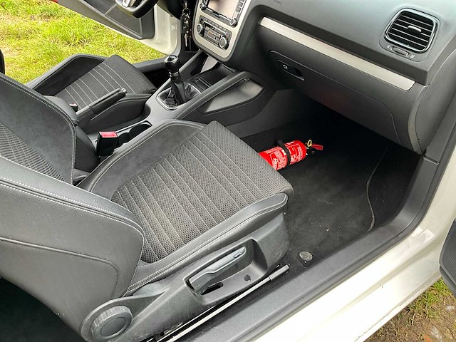 2010 volkswagen scirocco - 58000km - afbeelding 36 van  50