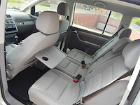 2010 volkswagen touran 7-seat personenauto - afbeelding 2 van  23