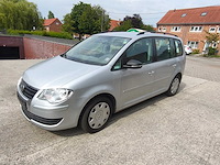 2010 volkswagen touran 7-seat personenauto - afbeelding 1 van  21