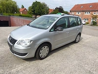 2010 volkswagen touran 7-seat personenauto