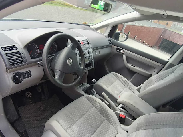 2010 volkswagen touran 7-seat personenauto - afbeelding 22 van  23