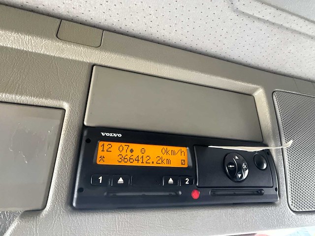 2010 volvo fm hydraulische laadklep - airco - automaat - afbeelding 37 van  57