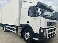 2010 volvo fm hydraulische laadklep - airco - automaat - afbeelding 14 van  16