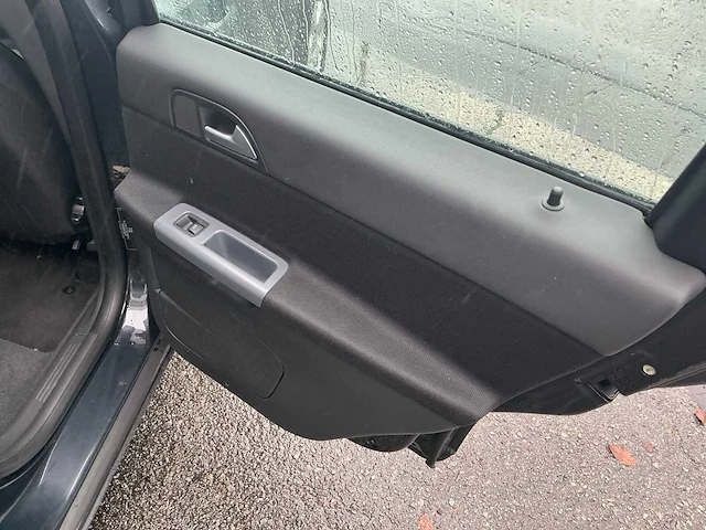 2010 volvo v50 - 1.6d - personenauto - afbeelding 6 van  31