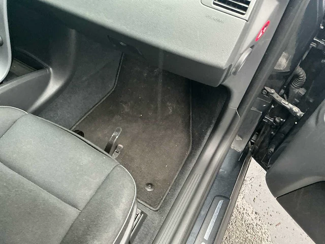 2010 volvo v50 - 1.6d - personenauto - afbeelding 6 van  31