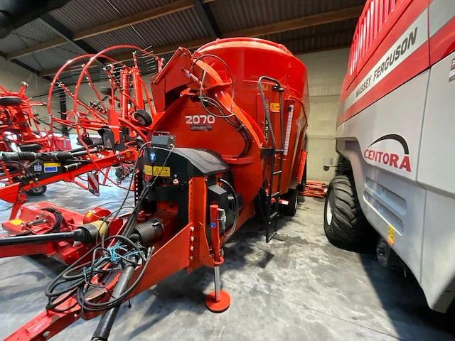 20107 kuhn pro271 voermengwagen - afbeelding 14 van  20